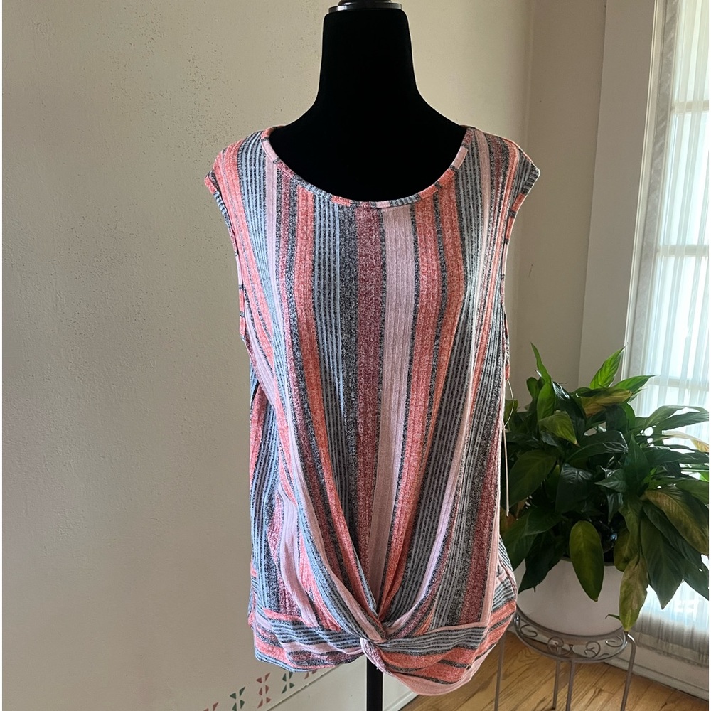 Another Reason Women’s Sleeveless Vertical Striped Top - Size Large